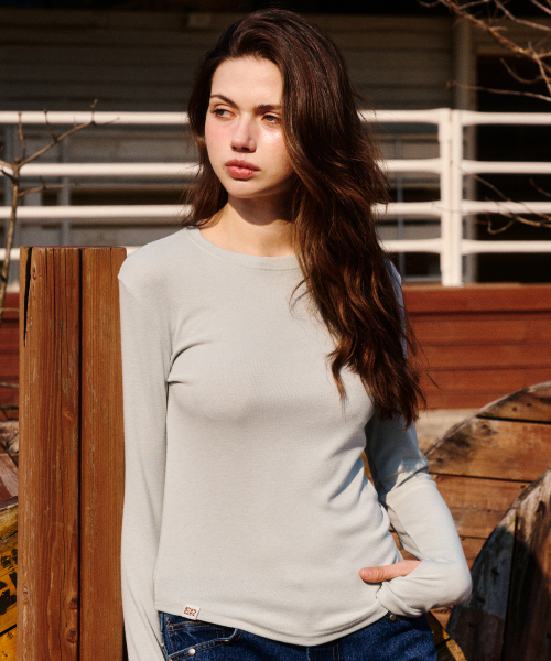 ERER(エルエル)の「Logo Label long-sleeved T-shirt Mint(Tシャツ/カットソー・レディース・ミント・F)」の6枚目の写真