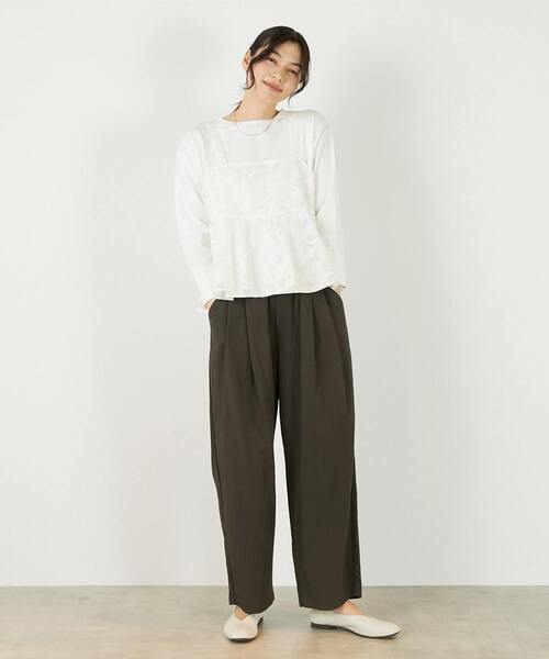 MELROSE claire（メルローズ クレール）の「【カットジャガードキャミブラウス】（シャツ/ブラウス・レディース・ブラック/ホワイト・FREE）」の8枚目の写真
