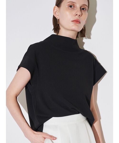 ELENDEEK(エレンディーク)の「オフネックカットソー(Tシャツ/カットソー・レディース・オフホワイト/ブラック/ブラウン・FREE)」の12枚目の写真