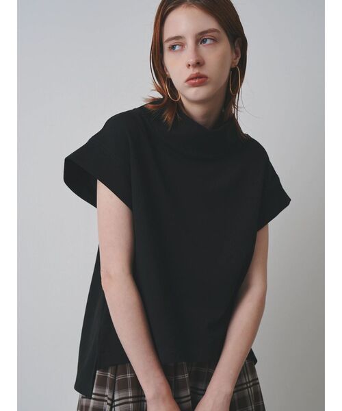 ELENDEEK(エレンディーク)の「オフネックカットソー(Tシャツ/カットソー・レディース・オフホワイト/ブラック/ブラウン・FREE)」の18枚目の写真