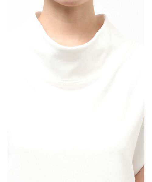 ELENDEEK（エレンディーク）の「オフネックカットソー（Tシャツ/カットソー・レディース・オフホワイト/ブラック/ブラウン・FREE）」の12枚目の写真