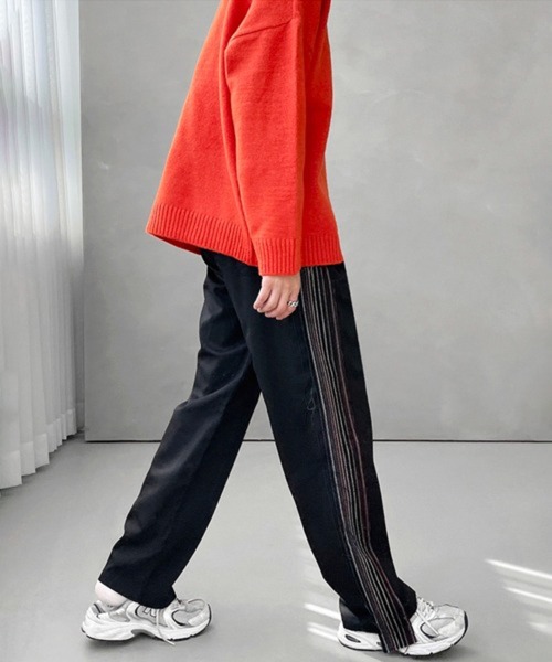 NOWLE（ノウル）の「【NOWLE】サイドライン ワイド ストレート イージーパンツ / レトロトラックパンツ（その他パンツ・メンズ・ブラック・MEDIUM/LARGE）」の10枚目の写真