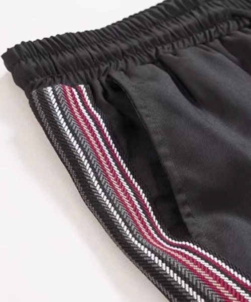 NOWLE（ノウル）の「【NOWLE】サイドライン ワイド ストレート イージーパンツ / レトロトラックパンツ（その他パンツ・メンズ・ブラック・MEDIUM/LARGE）」の14枚目の写真