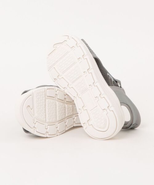 Piedi Nudi(ピエディヌーディ)の「Fit Partner / ハンズフリータイプ 厚底クッション スポーツサンダル(サンダル・レディース・ピンク/グレー/ブラック・M/S/LL/L)」の5枚目の写真