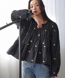 刺繍ティアードブラウス