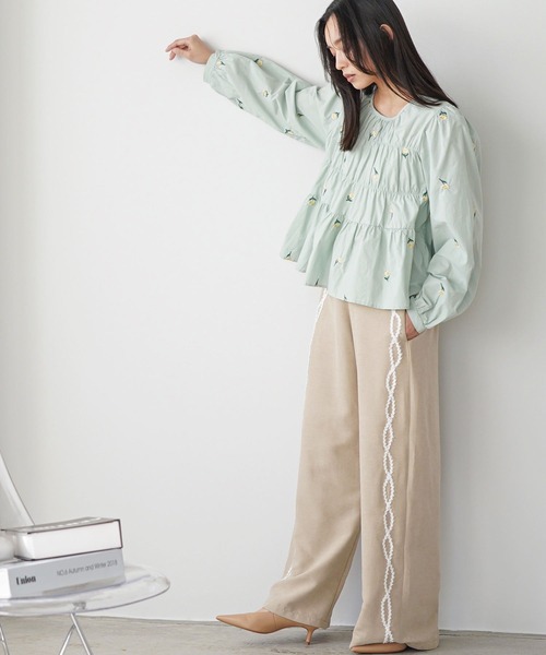 mili an deni(ミリアンデニ)の「刺繍ティアードブラウス(シャツ/ブラウス・レディース・ホワイト/ブラック/ミント・M)」の8枚目の写真