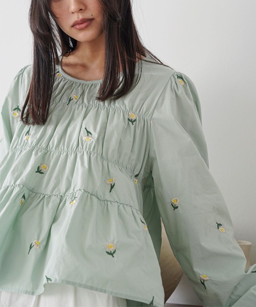 mili an deni(ミリアンデニ)の「刺繍ティアードブラウス(シャツ/ブラウス・レディース・ホワイト/ブラック/ミント・M)」の12枚目の写真