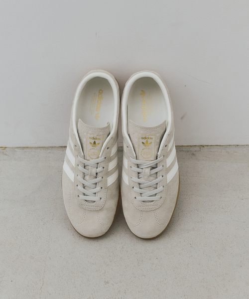 Spick & Span(スピックアンドスパン)の「adidas / アディダス SMU Spick & Span別注GAZELLE LO PRO(スニーカー・レディース・ベージュ・25cm/24.5cm/24cm/23.5cm/23cm/22.5cm)」の8枚目の写真