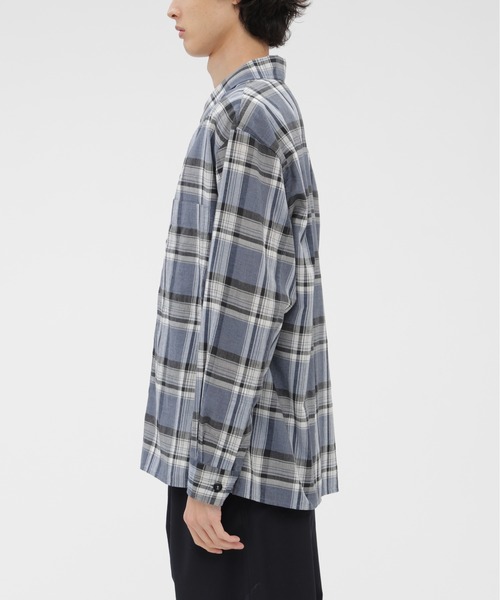 MHL.（エムエイチエル）の「TOP DYED COTTON POPLIN（シャツ/ブラウス・メンズ・ブルー/チェック・SMALL/MEDIUM/LARGE）」の7枚目の写真