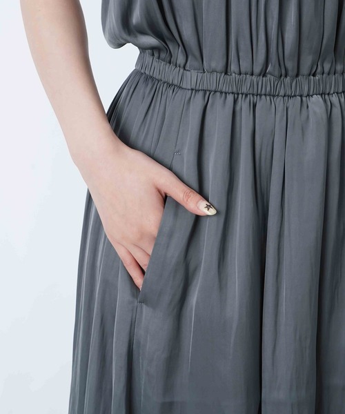 LUCA/LADY LUCK LUCA（ルカ/レディラックルカ）の「LC/LLL ギャザーワンピース（ワンピース・レディース・ブラック/グレー・FREE）」の13枚目の写真