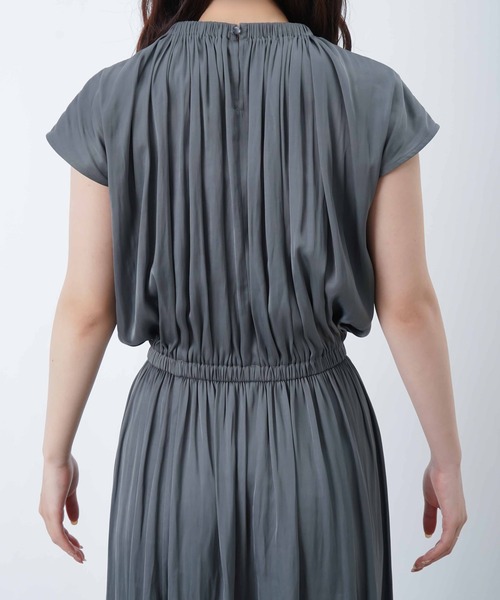 LUCA/LADY LUCK LUCA（ルカ/レディラックルカ）の「LC/LLL ギャザーワンピース（ワンピース・レディース・ブラック/グレー・FREE）」の17枚目の写真