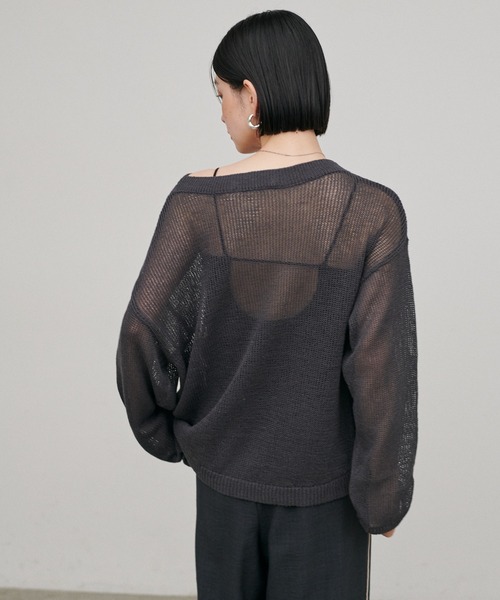 LARUTA（ラルータ）の「【LARUTA】ボートネックギマシアーニット（ニット/セーター・レディース・チャコールグレー/イエロー/ライトグレー/オフホワイト・FREE）」の13枚目の写真