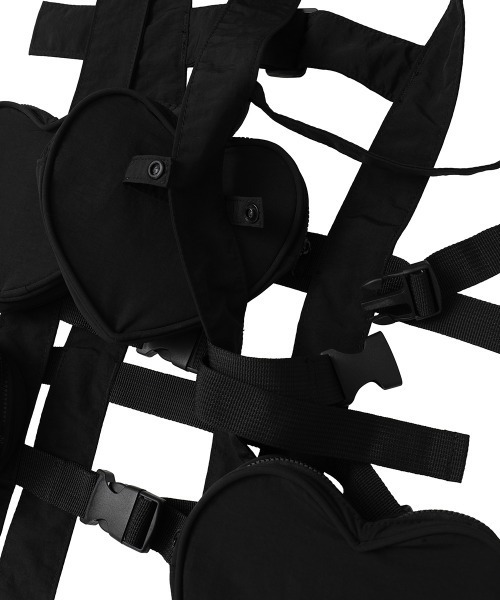 Candy Stripper（キャンディストリッパー）の「HEART POCKET ハーネス（ボディバッグ/ウエストポーチ・レディース・ブラック・FREE）」の11枚目の写真