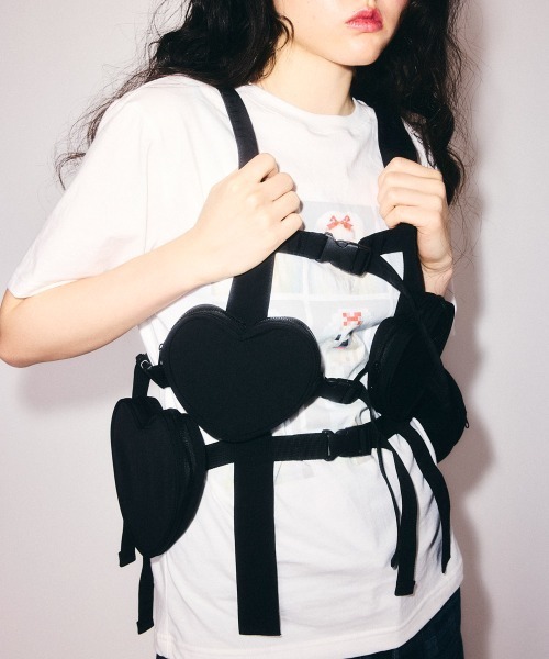 Candy Stripper（キャンディストリッパー）の「HEART POCKET ハーネス（ボディバッグ/ウエストポーチ・レディース・ブラック・FREE）」の17枚目の写真