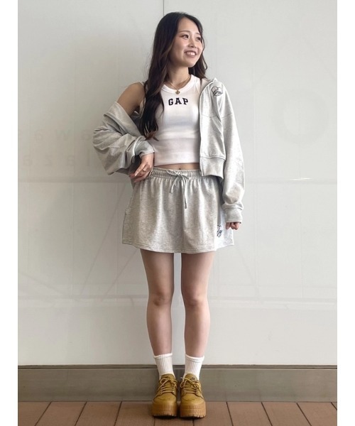 GAP(ギャップ)の「フレンチテリー ハート GAPロゴ ミニスカート(スカート・レディース・グレー/ホワイト/ネイビー・XXS/L/M/S/XS)」の6枚目の写真