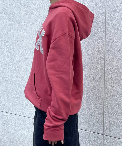 Carne Bollente（カルネボレンテ）の「【Carne Bollente/カルネボレンテ】Zipcode:Desire（パーカー・レディース・レッド・SMALL）」の12枚目の写真