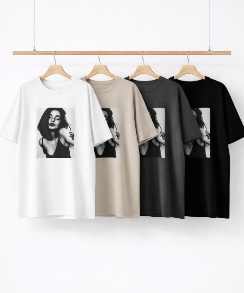 VIVID LADY(ビビッドレディー)の「フォトプリント チュニック 半袖 Tシャツ(Tシャツ/カットソー・レディース・ベージュ/ホワイト/チャコールグレー/ブラック・FREE)」の5枚目の写真
