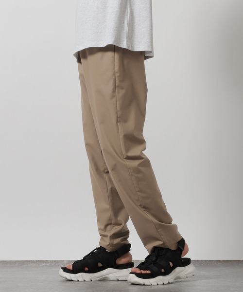 LAKOLE(ラコレ)の「シルキーTRテーパードパンツ / 645767(その他パンツ・メンズ・ブラック/グレー/ベージュ・LARGE/MEDIUM)」の3枚目の写真