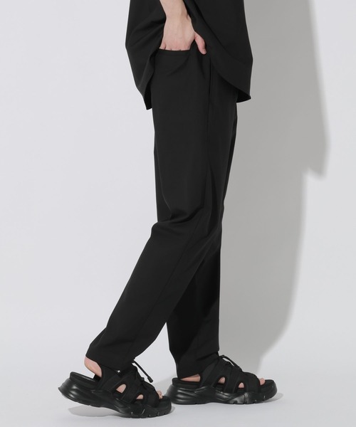 LAKOLE(ラコレ)の「シルキーTRテーパードパンツ / 645767(その他パンツ・メンズ・ブラック/グレー/ベージュ・LARGE/MEDIUM)」の19枚目の写真