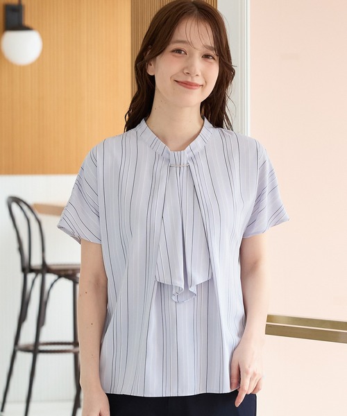 Honeys(ハニーズ)の「【ハニさら・接触冷感】フレンチボウタイブラウス(シャツ/ブラウス・レディース・イエロー系その他2/ホワイト×グレー/ホワイト/ライトグレー/サックスブルー系1/ボルドー/ブラウン/ホワイト系その他2・3L/L/LL/M/S)」の7枚目の写真