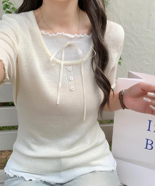 semplice(センプリチェ)の「フリル レイヤード リボン ニットトップス(Tシャツ/カットソー・レディース・パープル/ベージュ/ホワイト/ブルー/ブラック・F)」の20枚目の写真