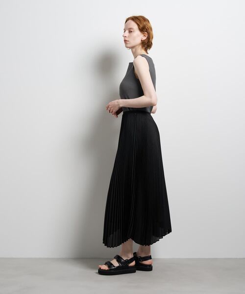 LANVIN en Bleu(ランバンオンブルー)の「オーガンジーカーブヘムプリーツスカート(スカート・レディース・ブラック・38/36)」の20枚目の写真