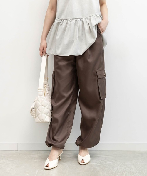 RANDA(ランダ)の「ソフトツイルカーゴパンツ(カーゴパンツ・レディース・ブラウン/ホワイト/ブルー・0/1)」の3枚目の写真