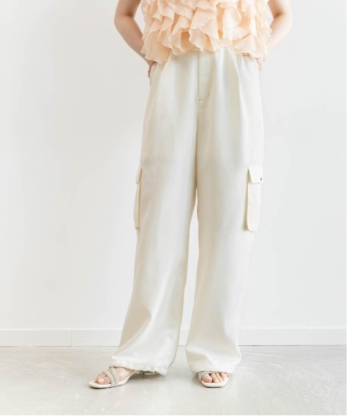 RANDA(ランダ)の「ソフトツイルカーゴパンツ(カーゴパンツ・レディース・ブラウン/ホワイト/ブルー・0/1)」の14枚目の写真