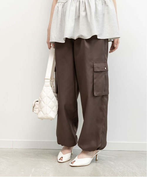 RANDA(ランダ)の「ソフトツイルカーゴパンツ(カーゴパンツ・レディース・ブラウン/ホワイト/ブルー・0/1)」の18枚目の写真