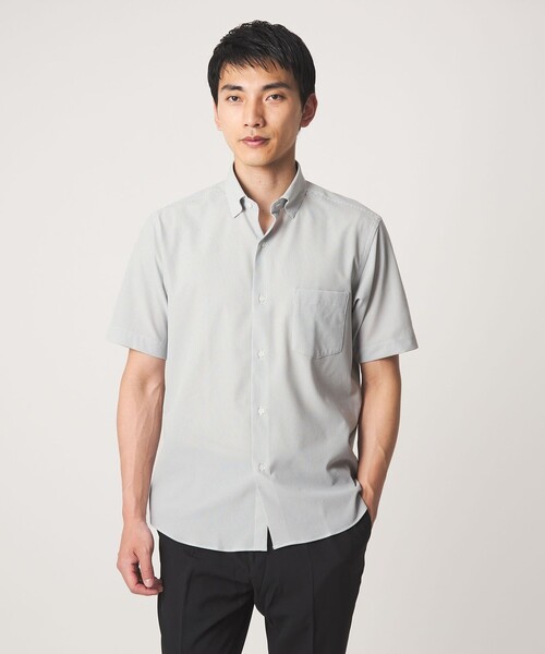green label relaxing(グリーンレーベルリラクシング)の「ポリエステル ラッカン ストライプ スタンダード スナップ ボタンダウン 半袖 シャツ -ストレッチ・イージーアイロン・吸水速乾-(ビジネスシャツ・メンズ・ベージュ/ロイヤルブルー/ライトグレー・XL/M/L/S)」の2枚目の写真