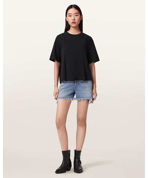 ALLSAINTS(オールセインツ)の「SOFIA LISA BOXY EMBROIDERED T-SHIRT | SOFIA LISA ボクシー 刺繍 Tシャツ(Tシャツ/カットソー・レディース・ブラック・XS/S/M)」の4枚目の写真