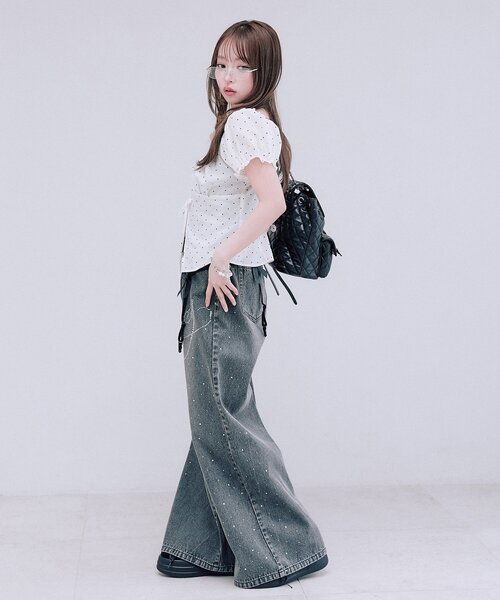 OLIVE des OLIVE(オリーブデオリーブ)の「キラキラロゴデニムパンツ(その他パンツ・レディース・ブルー/ブラック・SMALL/MEDIUM)」の17枚目の写真