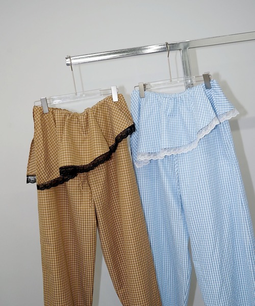 chuclla(チュクラ)の「【CHENTAITAI】 レースレイヤードチェックワイドパンツ CTW26s018(その他パンツ・レディース・ベージュ/ライトブルー・M/L/S)」の8枚目の写真