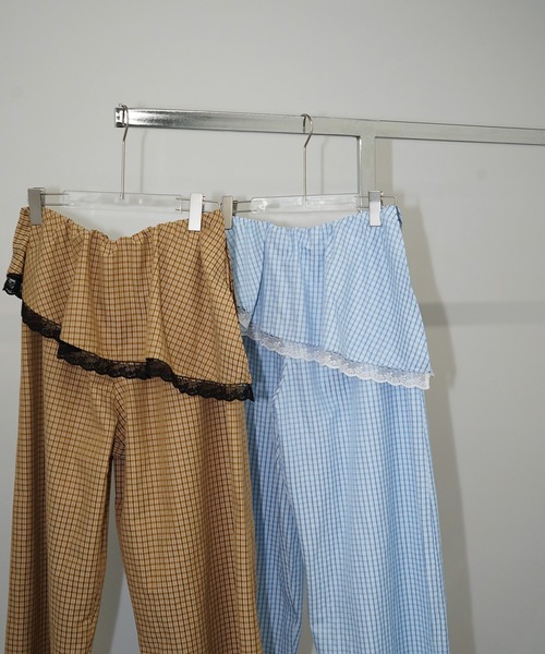 chuclla(チュクラ)の「【CHENTAITAI】 レースレイヤードチェックワイドパンツ CTW26s018(その他パンツ・レディース・ベージュ/ライトブルー・M/L/S)」の13枚目の写真