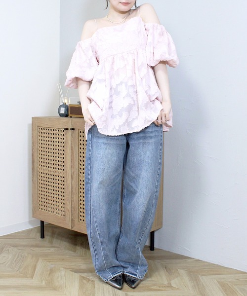 Reurie'(レウリィ)の「ペプラムオフショルダートップス オフショル 夏 ピンク ブラック 大人カジュアル シンプル ノームコア(キャミソール・レディース・ブラック/ピンク/アイボリー・FREE)」の7枚目の写真