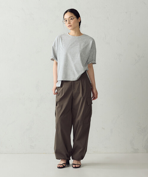 COMME CA ISM（コムサイズム）の「【抗菌防臭・接触冷感】アシンメトリーTシャツ（Tシャツ/カットソー・レディース・グレー/ホワイト/ブラック/ネイビー・MEDIUM/LARGE）」の13枚目の写真