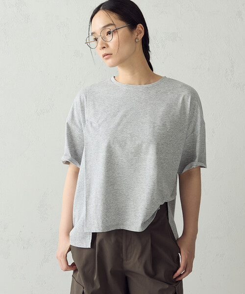 COMME CA ISM（コムサイズム）の「【抗菌防臭・接触冷感】アシンメトリーTシャツ（Tシャツ/カットソー・レディース・グレー/ホワイト/ブラック/ネイビー・MEDIUM/LARGE）」の16枚目の写真
