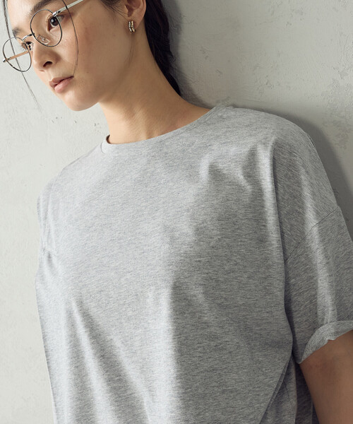 COMME CA ISM（コムサイズム）の「【抗菌防臭・接触冷感】アシンメトリーTシャツ（Tシャツ/カットソー・レディース・グレー/ホワイト/ブラック/ネイビー・MEDIUM/LARGE）」の17枚目の写真