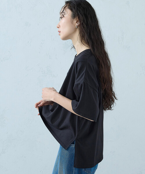 COMME CA ISM（コムサイズム）の「【抗菌防臭・接触冷感】アシンメトリーTシャツ（Tシャツ/カットソー・レディース・グレー/ホワイト/ブラック/ネイビー・MEDIUM/LARGE）」の22枚目の写真
