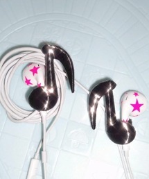 EVERYTHINGS（エブリシングス）の「【EVERYTHINGS】Eighth-Note Earphone Attachment / 【エブリシングス】ミュージカルノートイヤフォンチャーム（ヘッドフォン/イヤホン）」