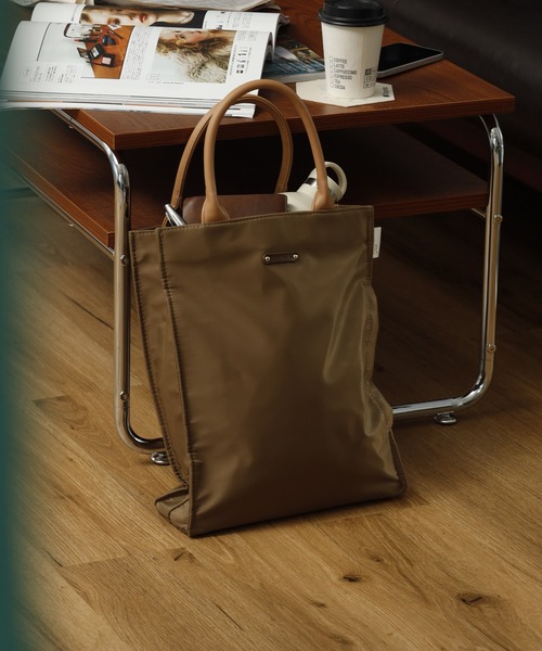 ROOTOTE(ルートート)の「ROOTOTE アーキャトル縦型トート(トートバッグ・レディース・カーキ/ベージュ・FREE)」の5枚目の写真