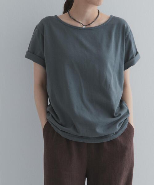 URBAN RESEARCH DOORS(アーバンリサーチドアーズ)の「GrowOrganicボートネックTシャツ(Tシャツ/カットソー・レディース・レッド/ブルー/グリーン系その他/ブラウン/グレー/ホワイト系その他・FREE)」の2枚目の写真