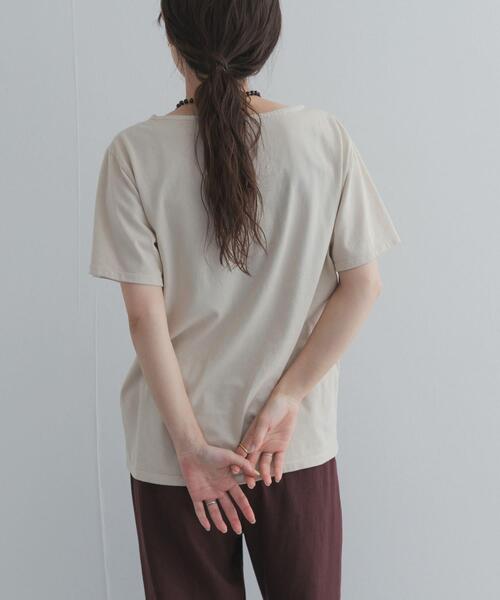 URBAN RESEARCH DOORS(アーバンリサーチドアーズ)の「GrowOrganicボートネックTシャツ(Tシャツ/カットソー・レディース・レッド/ブルー/グリーン系その他/ブラウン/グレー/ホワイト系その他・FREE)」の7枚目の写真