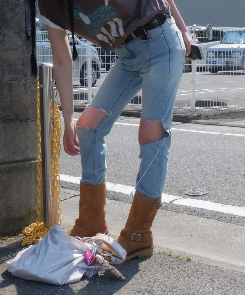 KIKOZY(キコジ)の「デストロイドジーンズ(デニムパンツ・レディース・その他・2/1)」の2枚目の写真