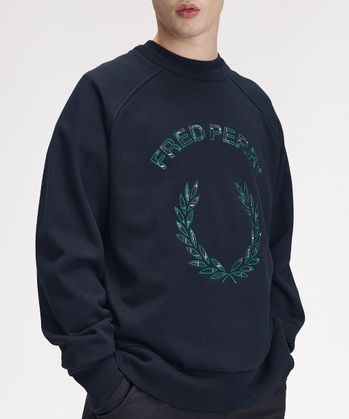 FRED PERRY（フレッドペリー）の「Tartan Applique Sweatshirt／タータンチェックアップリケスウェット（スウェット・メンズ・グレー/ネイビー・S/L/M）」の17枚目の写真