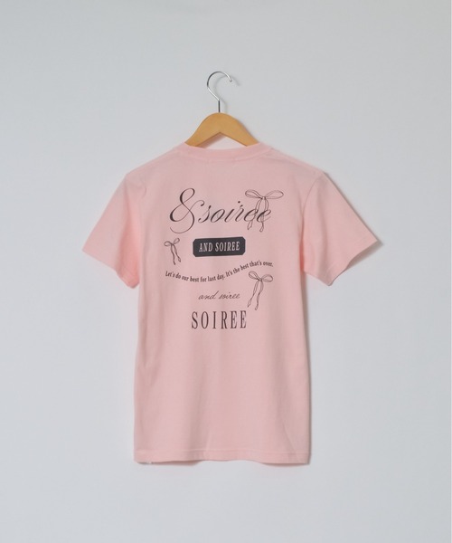&soiree(アンドソワレ)の「【シルエット選べる2サイズ】ロゴデザインリボンTシャツ(Tシャツ/カットソー・レディース・ピンク/ホワイト/ネイビー・FREE/MEDIUM)」の15枚目の写真