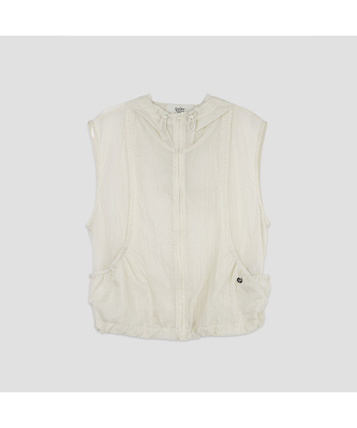 ATELIER NAIN(アトリエナイン)の「YU NYLON SHIRRING HOODY VEST (VT-0286)(ベスト・レディース・チャコールグレー/アイボリー・FREE)」の1枚目の写真