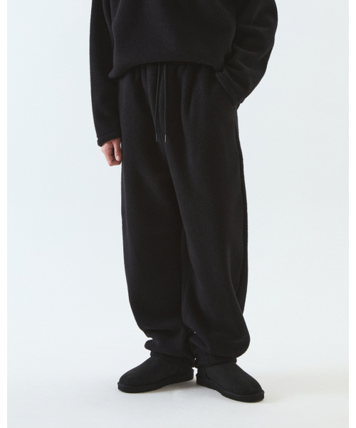 THEENDQUESTION(ジエンドクエスチョン)の「Fleece pants / BLACK(スウェットパンツ・レディース・その他・FREE)」の3枚目の写真
