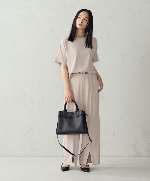 COMME CA ISM(コムサイズム)の「【UVカット・吸水速乾・接触冷感】バックスリットブラウス/セットアップ対応(シャツ/ブラウス・レディース・モカ/ベージュ・FREE)」の22枚目の写真