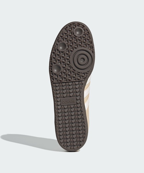 adidas(アディダス)の「サンバ OG / Samba OG / アディダスオリジナルス adidas Originals(スニーカー・メンズ・ベージュ・26.5cm/27.0cm/27.5cm/28.0cm/28.5cm/29.0cm/23.5cm/24.0cm/24.5cm/25.0cm/25.5cm/26.0cm/22.0cm/22.5cm/23.0cm)」の5枚目の写真